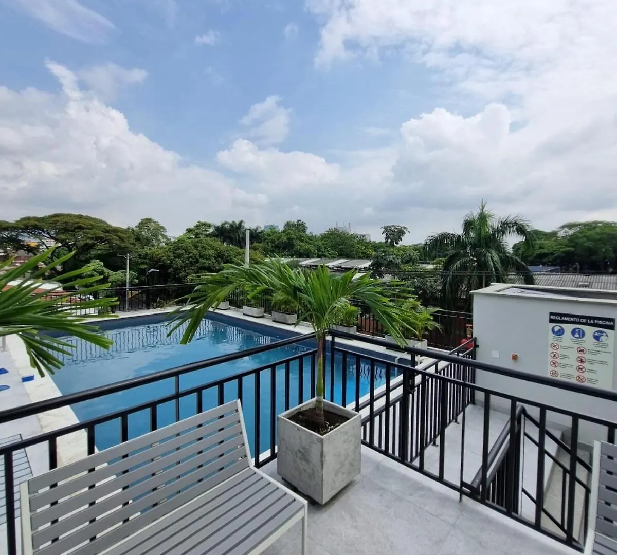 Moderno Aparta Estudio En Miro Living Cali